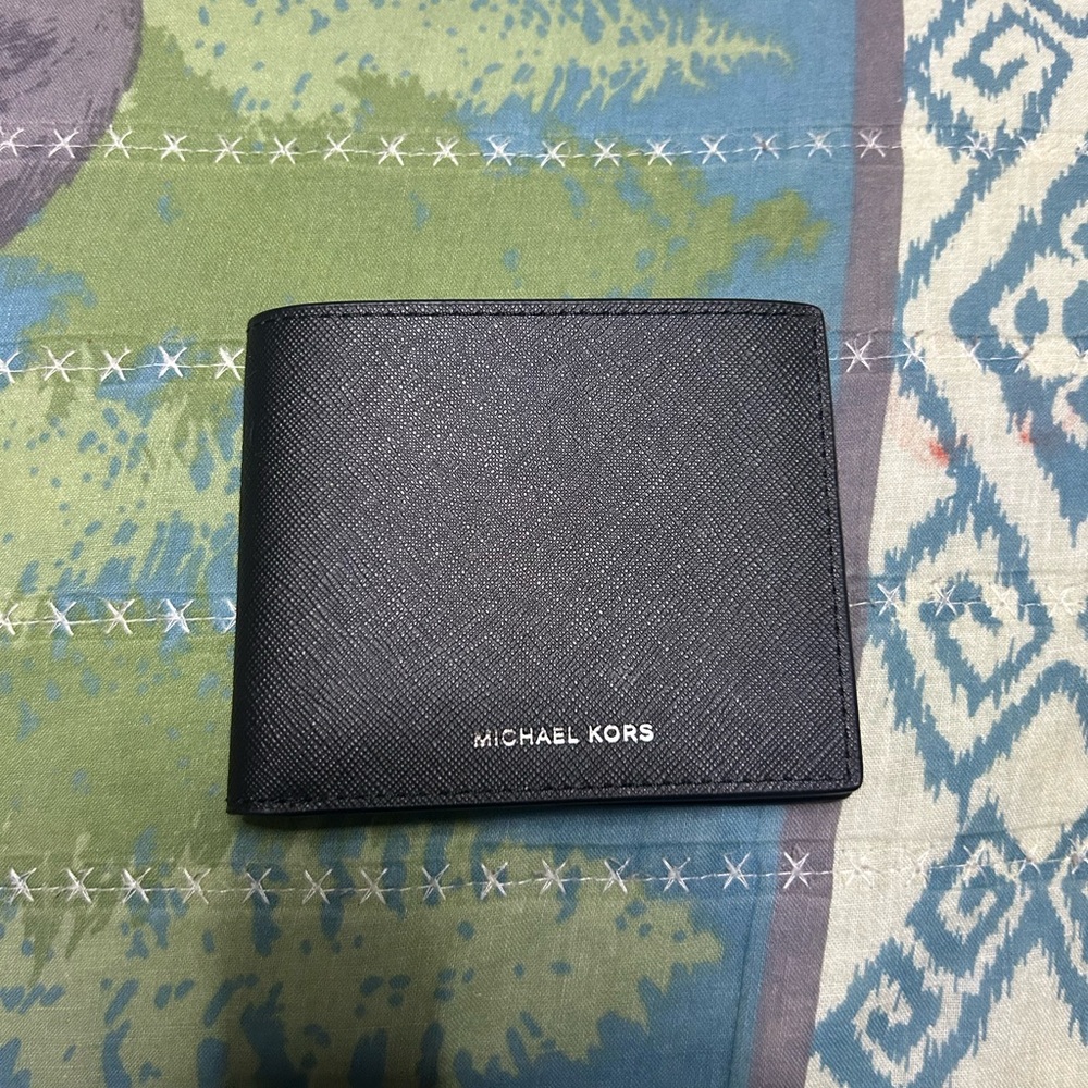 Michael Kors Black Leather wallet